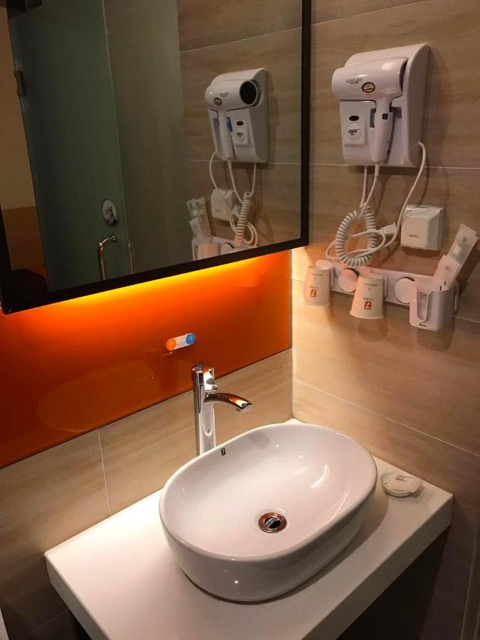 7 Days Premium Chongqing Jiangbei International Airport Branch Hotel Ngoại thất bức ảnh