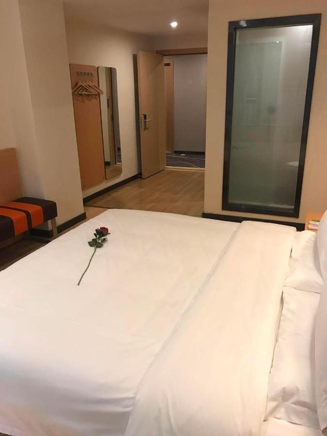 7 Days Premium Chongqing Jiangbei International Airport Branch Hotel Ngoại thất bức ảnh