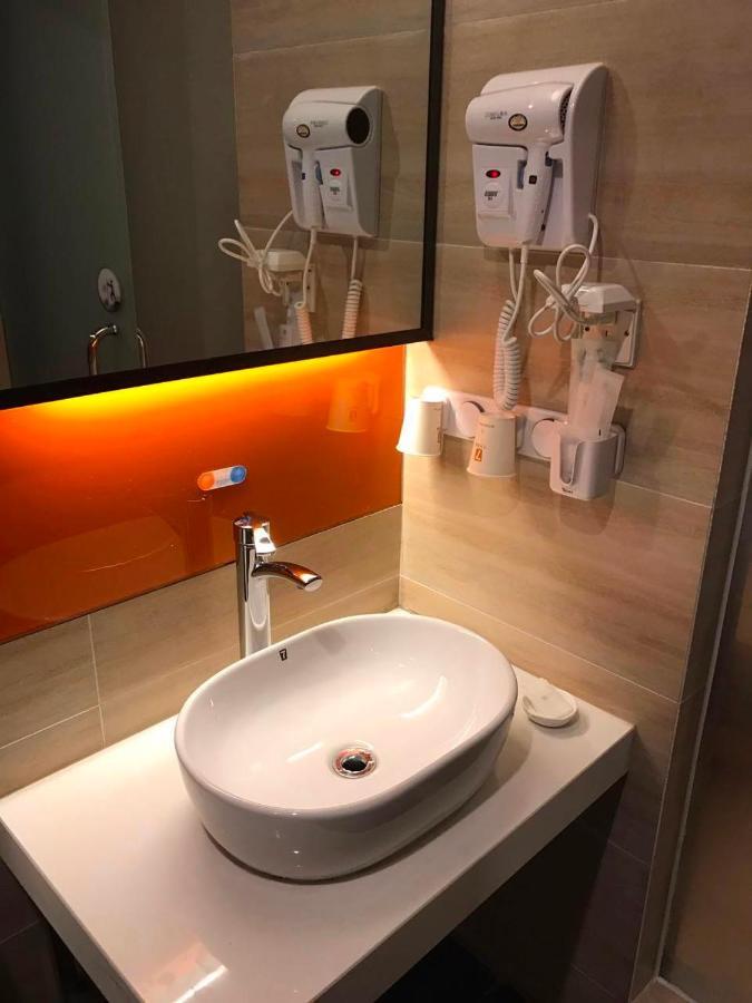 7 Days Premium Chongqing Jiangbei International Airport Branch Hotel Ngoại thất bức ảnh