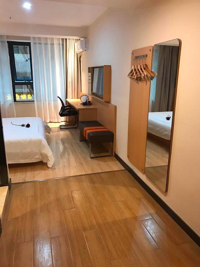 7 Days Premium Chongqing Jiangbei International Airport Branch Hotel Ngoại thất bức ảnh